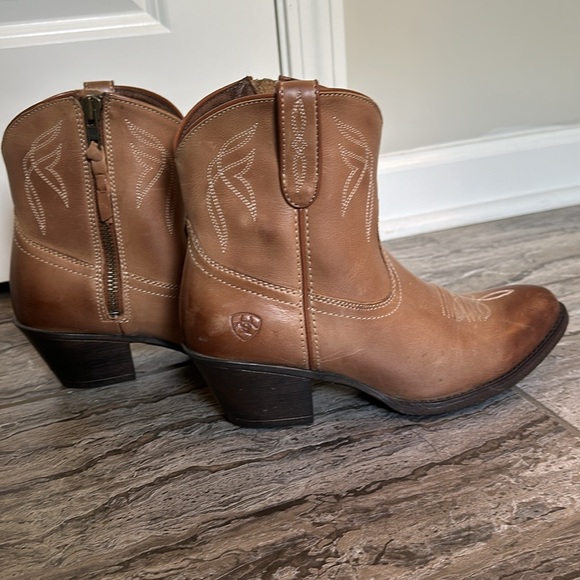 ARIAT Women’s Boots Brown Leather Size 7.5 - Picture 6 of 10
